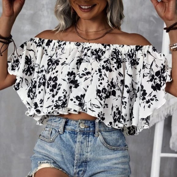 Floral Off Shoulder Flowy Crop Blouse - Picture 5 of 7